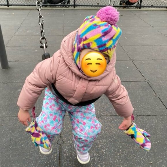 L.L. Bean Mountain Classic Fleece Hat and Mittens Set - Picture 6 of 6